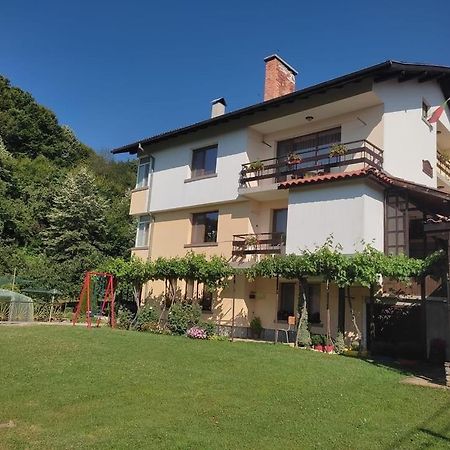Къща Поколения Tryavna Extérieur photo